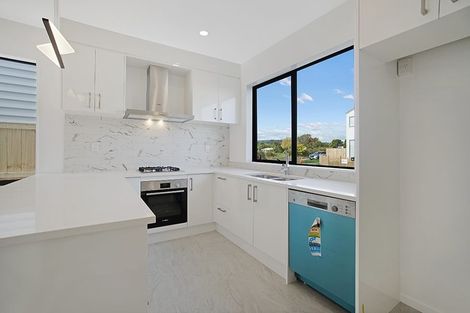 Photo of property in 74 Bellbird Street, Papakura, 2110