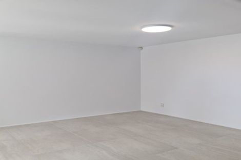 Photo of property in 1/338 Main Road, Tawa, Wellington, 5028