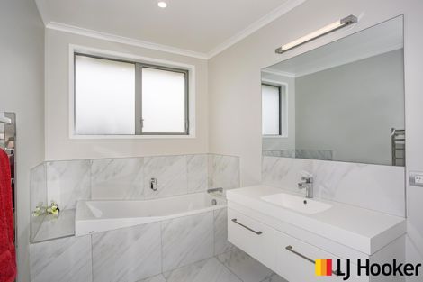 Photo of property in 19 Hillpark Drive, Pokeno, 2402