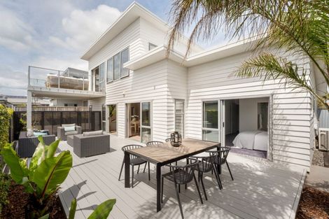 Photo of property in 1330b Papamoa Beach Road, Papamoa Beach, Papamoa, 3118