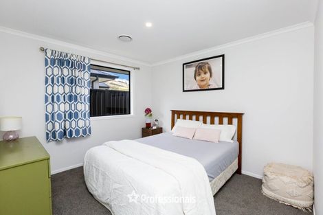 Photo of property in 115 Mawai Hakona Drive, Wallaceville, Upper Hutt, 5018