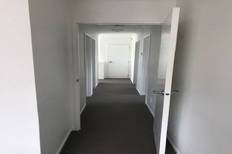 Photo of property in 83 Mackay Drive, Greenhithe, Auckland, 0632