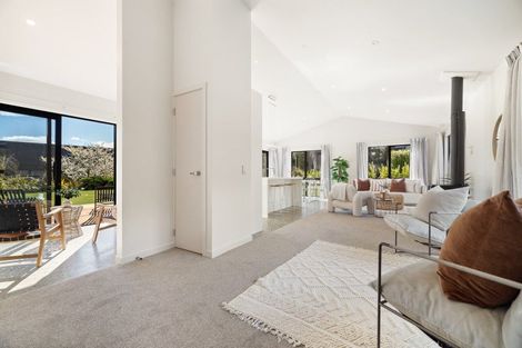 Photo of property in 12 Jacks Point Rise, Jacks Point, Queenstown, 9371