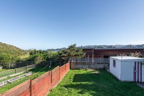 Photo of property in 52 Raukawa Street, Strathmore Park, Wellington, 6022