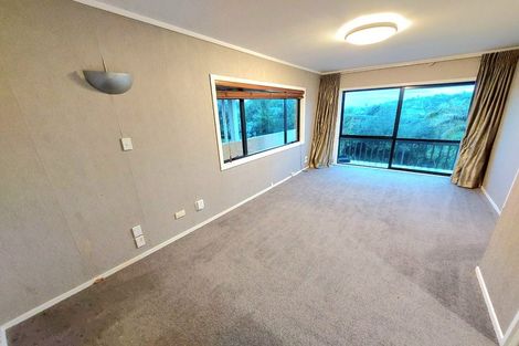 Photo of property in 2a Korotaha Terrace, Rothesay Bay, Auckland, 0630