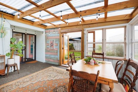 Photo of property in 16 Chrystal Street, Foxton Beach, Foxton, 4815