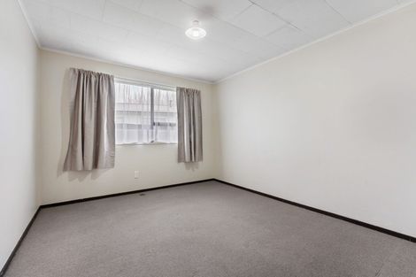 Photo of property in 8 Ashton Place, Highbury, Palmerston North, 4412