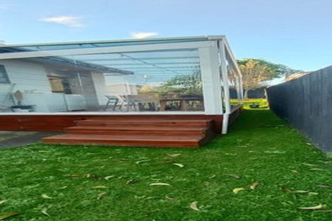 Photo of property in 2/25 Takanini Road, Takanini, 2112
