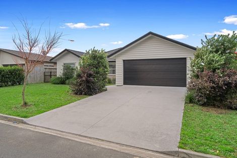 Photo of property in 54 Awataha Crescent, Pyes Pa, Tauranga, 3110