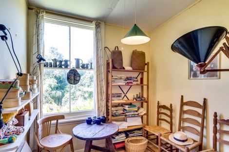 Photo of property in 1 Harvey Road, Bluff Hill, Napier, 4110