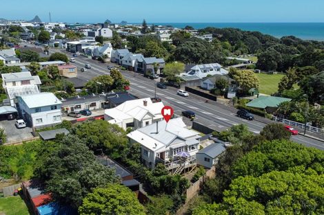 Photo of property in 420 Devon Street East, Strandon, New Plymouth, 4312
