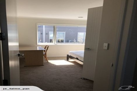 Photo of property in 40 Corricvale Way, Northcross, Auckland, 0630