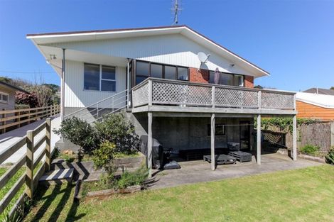 Photo of property in 25 Rimu Street, Inglewood, 4330