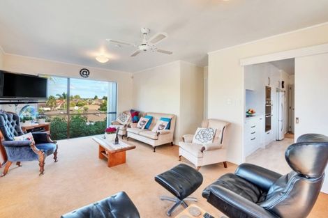 Photo of property in 4a Park Estate Road, Rosehill, Papakura, 2113
