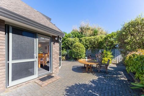 Photo of property in 2/268 Rosetta Road, Raumati Beach, Paraparaumu, 5032