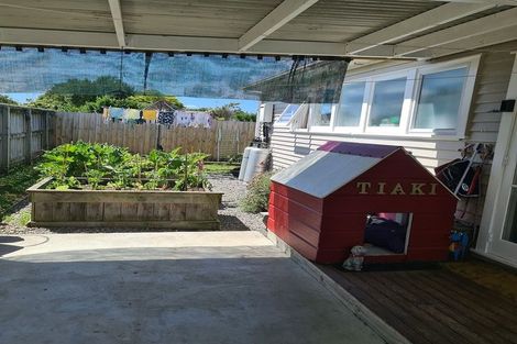 Photo of property in 59 Victoria Street, Carterton, 5713