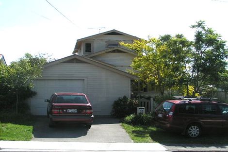 Photo of property in 1/32 Gladstone Road, Northcote, Auckland, 0627