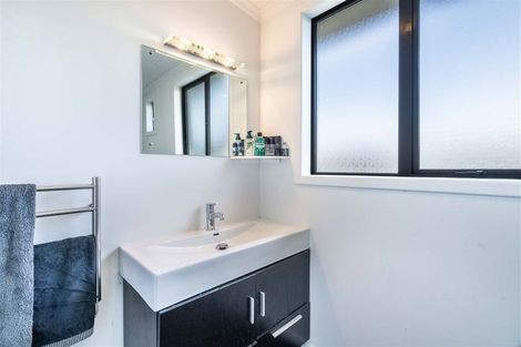 Photo of property in 64 Highfield Terrace, Newfield, Invercargill, 9812