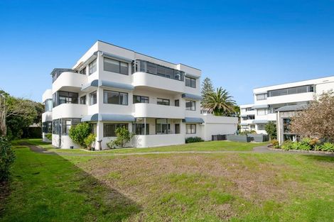 Photo of property in 7c Puriri Avenue, Orewa, 0931