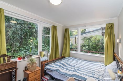 Photo of property in 196 Glenmore Street, Northland, Wellington, 6012