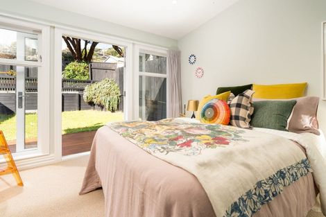 Photo of property in 87 Tiber Street, Island Bay, Wellington, 6023