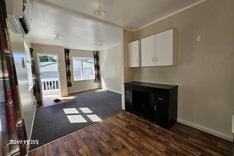 Photo of property in 2/78 Middleton Road, Churton Park, Wellington, 6037