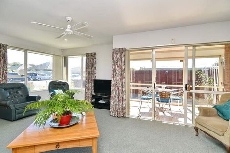 Photo of property in 52a Durham Street, Rangiora, 7400