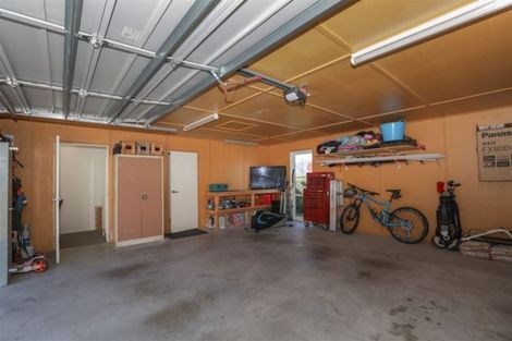 Photo of property in 40 Quinnat Street, Albert Town, Wanaka, 9305