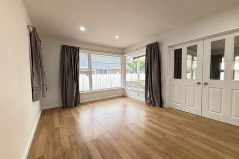 Photo of property in 207 Memorial Avenue, Burnside, Christchurch, 8053