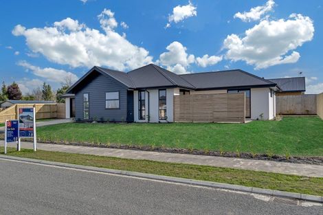 Photo of property in 50 Suffolk Drive, Kirwee, 7571