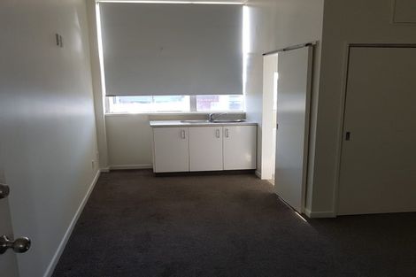 Photo of property in 3/5 Felton Mathew Avenue, St Johns, Auckland, 1072