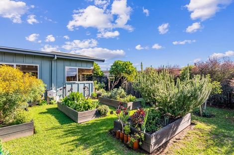 Photo of property in 30 Pharazyn Avenue, Waikanae Beach, Waikanae, 5036