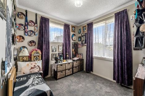 Photo of property in 16 Tomkins Street, Green Island, Dunedin, 9018