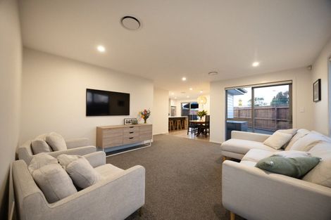 Photo of property in 2 Seddon Street, Takaro, Palmerston North, 4412