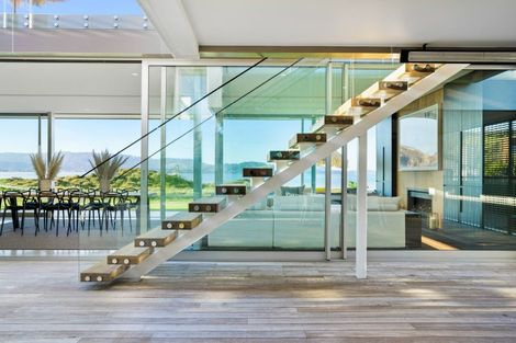 Photo of property in 45 Taumata Road, Omaha, 0986