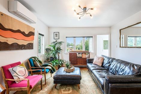 Photo of property in 18 Kamara Road, Glen Eden, Auckland, 0602