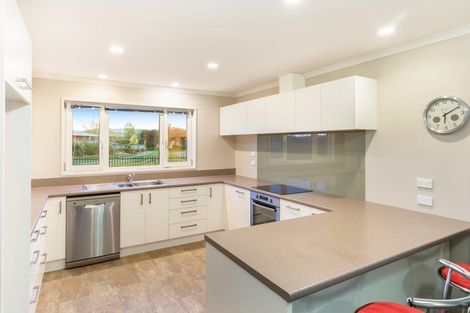 Photo of property in 12 Retallick Way, Amberley, 7410