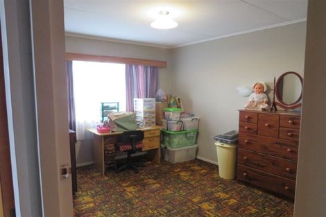 Photo of property in 37 Power Street, Levin, 5510