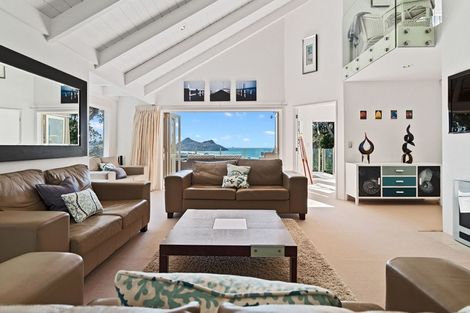 Photo of property in 51 Mount Avenue, Pauanui, Hikuai, 3579