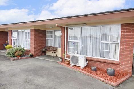 Photo of property in 10/376 Kennedy Road, Pirimai, Napier, 4112