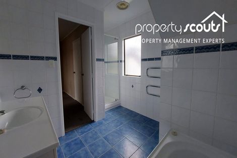 Photo of property in 1/14 Bramley Drive, Farm Cove, Auckland, 2012