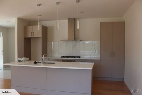 Photo of property in 92 Tiriwa Drive, Massey, Auckland, 0614