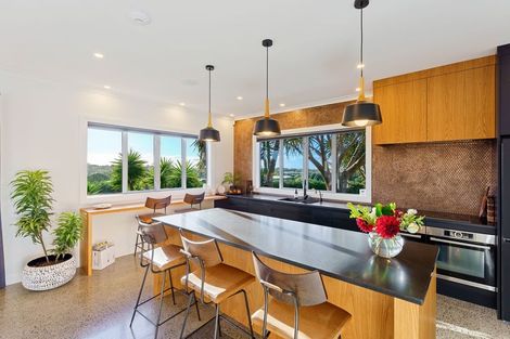 Photo of property in 36 Raukawa Road, Peka Peka, Waikanae, 5391