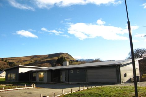 Photo of property in 19 Erskine Street, Lake Hayes, Queenstown, 9304