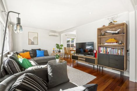 Photo of property in 1/58 James Street, Bayview, Auckland, 0629