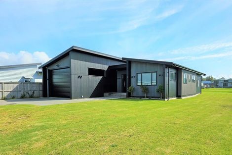 Photo of property in 139 Ngaio Drive, Matarangi, Whitianga, 3592