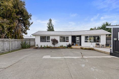 Photo of property in 15 Frederick Street, Two Mile Bay, Taupo, 3330