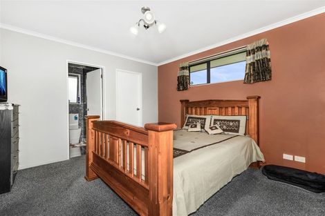 Photo of property in 46 Robin Brooke Drive, Flat Bush, Auckland, 2019