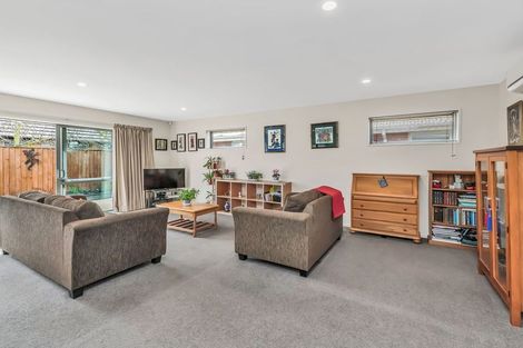 Photo of property in 16 Venerable Terrace, Yaldhurst, Christchurch, 8042