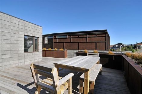 Photo of property in 2 Tai Paku Paku Road, Karaka Bays, Wellington, 6022